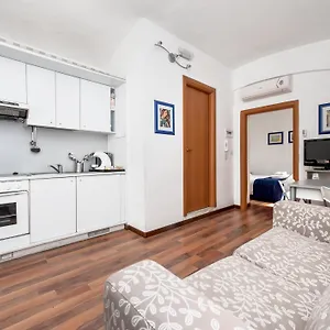 Residenza Maxima 3*, Roma Italia